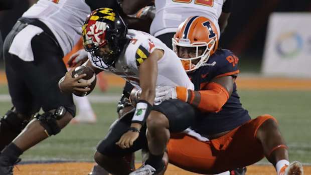 Illinois defensive tackle Jer'Zhan Newton.